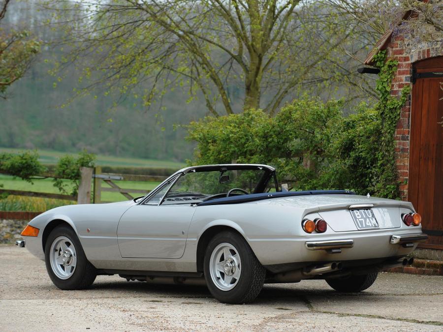  Ferrari 365 GTS/4 Daytona 1971 года  (UK) (фото 9 из 10)